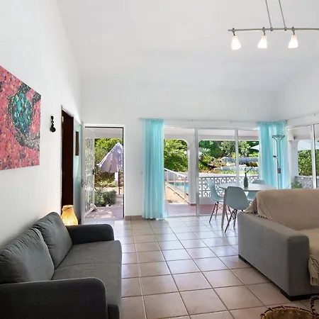 Casa Kuito 4*