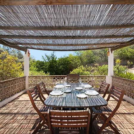 Casa Kuito 4*