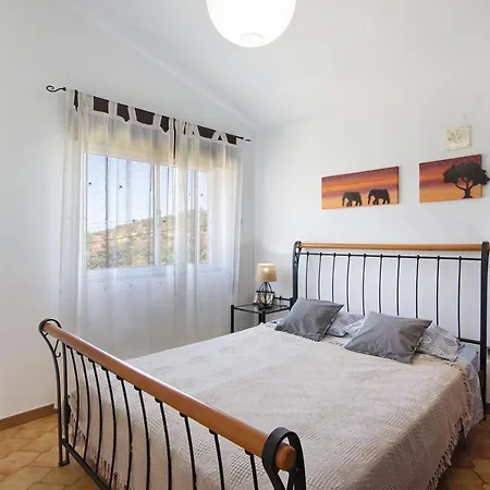 מלון Casa Kuito אסטוי